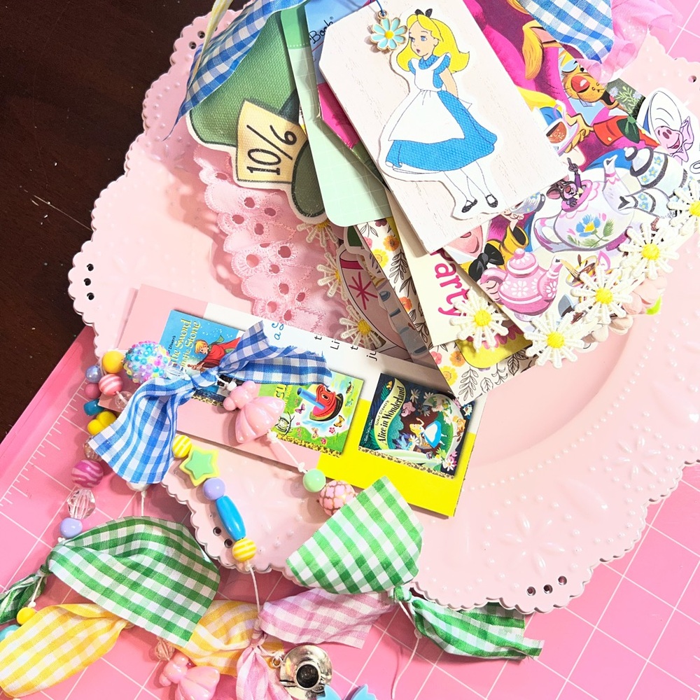 Alice in Wonderland tag flip and Journal Book Charm set